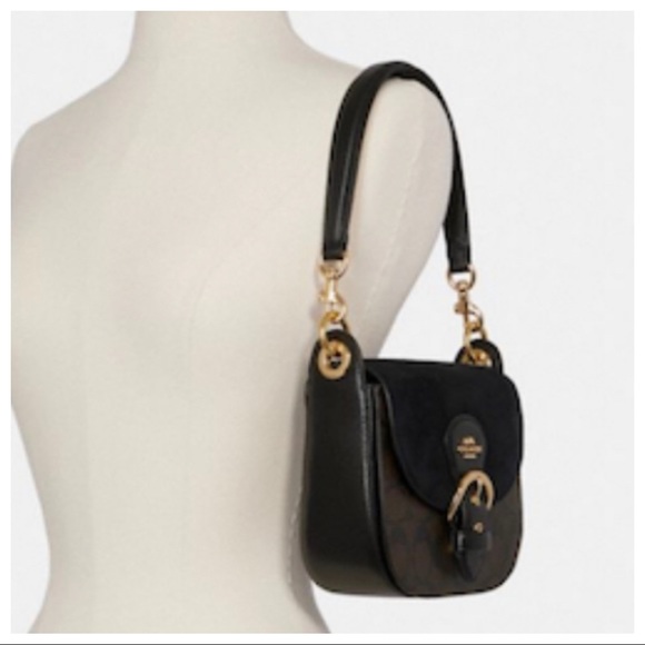 ✨POSH LIVE GIVEAWAY✨Coach Signature coated bag - Picture 4 of 5